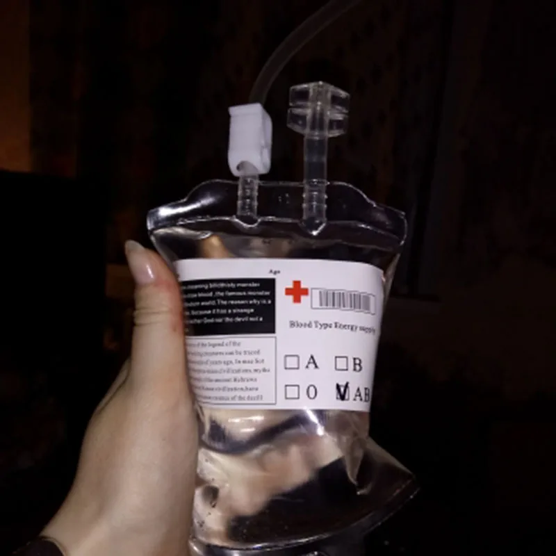 

2pcs Halloween Clear PVC Drink Bag Vampire Zombie Cosplay Party Blood Bag Props Reusable Halloween Decoration Party Supplies