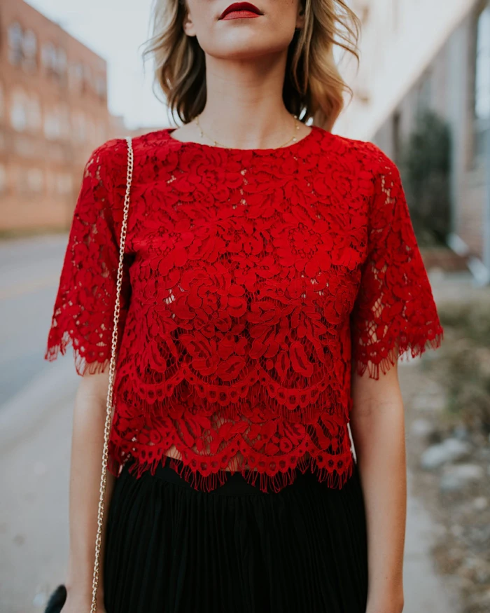 

Sexy Lace T Shirt Women Spring Summer Short Sleeve T-Shirt Ladies Elegant Lace Tops Tee Slim Black White T-Shirt
