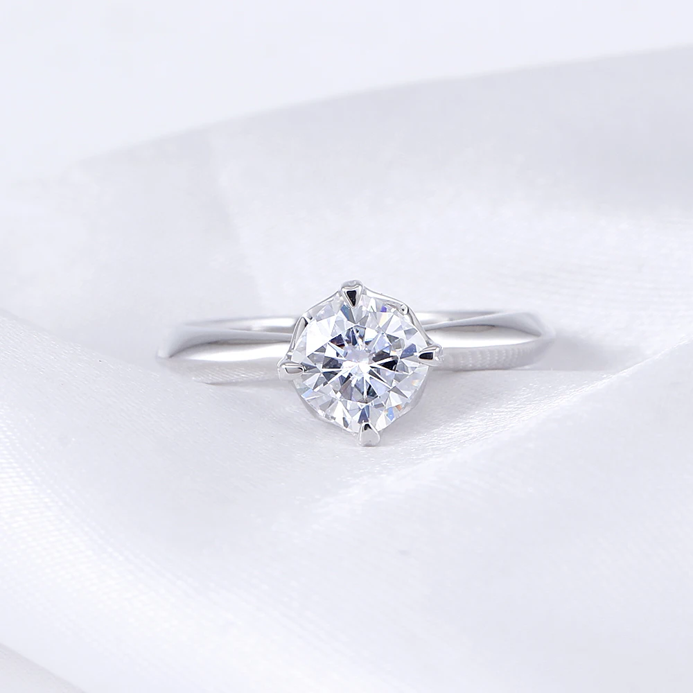 MOISSANITE ENGAGEMENT RING (6)