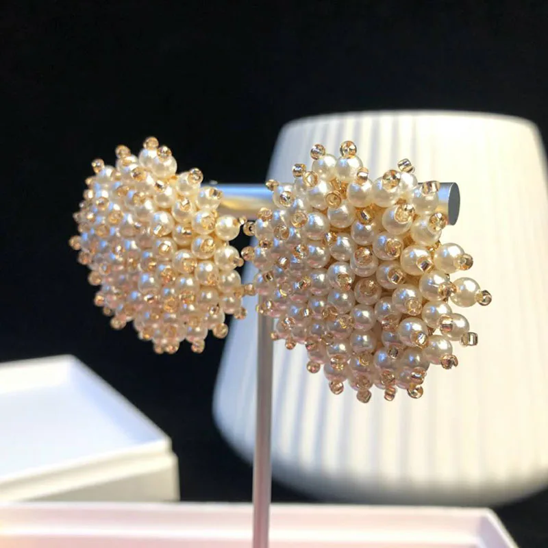 

RscvonM Baroque Simple Gold Matte Metal Human Head Face Body Irregular Flower Natural Freshwater Pearl Earrings for Women Girl