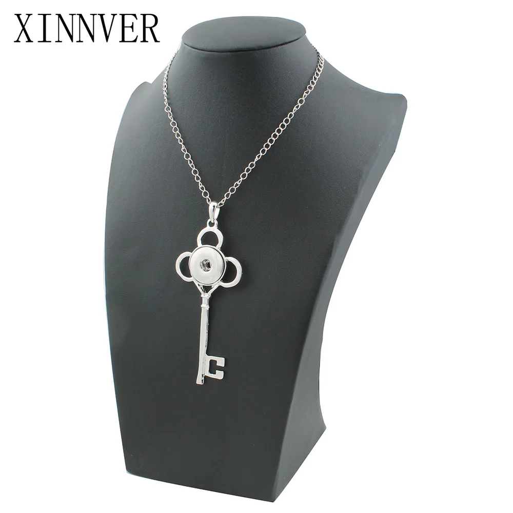 

Xinnver Snap Buttons Jewelry Key Pendant Necklace With Charm Chain Necklace Fit 18/20mm Snaps Necklace Jewelry Women ZG008