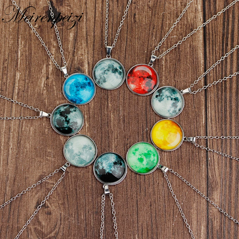 

Glow in The Dark Full Glowing Moon Necklace Space Picture Pendant Galaxy Glass Dome Solar System Pendant Necklace