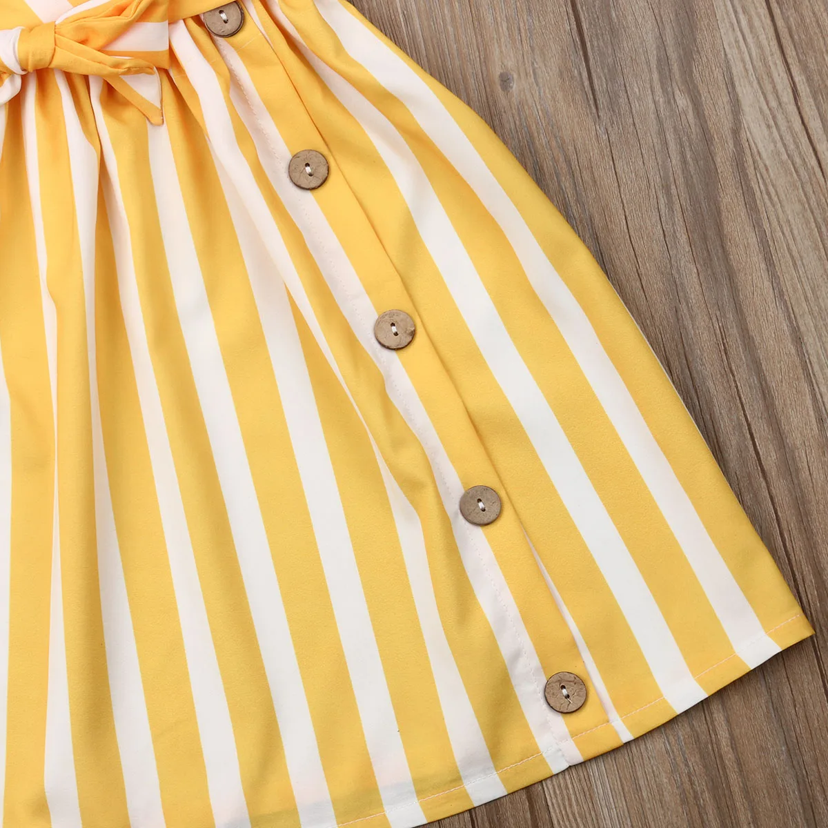 Летние Дети для маленьких девочек От 1 до 6 лет, одежда для девочек желтое Полосатое платье без рукавов с v-образным вырезом, с низким вырезом на спине вечерние платье Открытое платье без рукавов