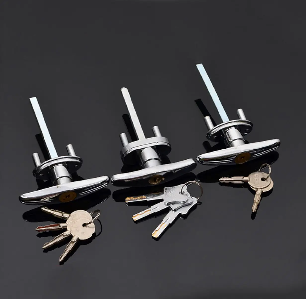 Mayitr Garage Door Opener T Lock Handle with 2/3/4 keys Secure For Caravans & Trailers