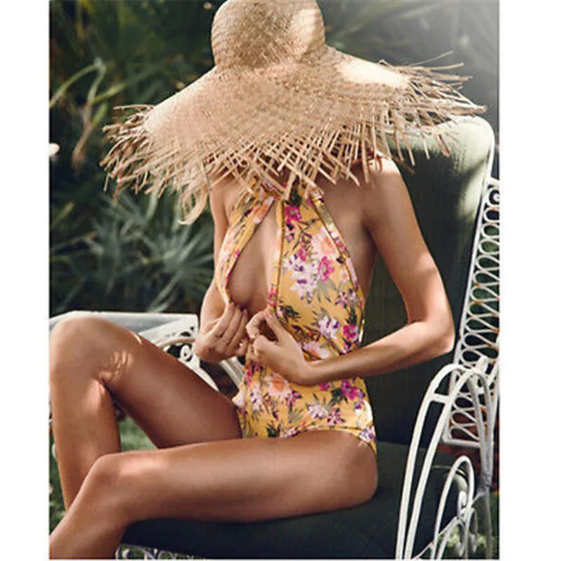 

2017 Hot Design Retro Style Simple Model Brazilian Sexy Printing Swimsuit Bikinis Halter Padded Biquinis Feminino Swimwear