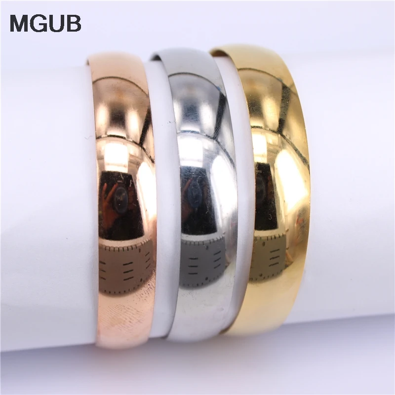 

MGUB 13mm wide surface 70cm diameter Exaggerated bracelet 3 color combination ( 3 gold color 3 silver color) LH586