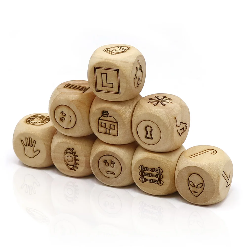 Dice настольная игра. Story Cubes» («кубики историй»). Игральные кубики. Игровой кубик. Деревянные кубики для настольных игр.