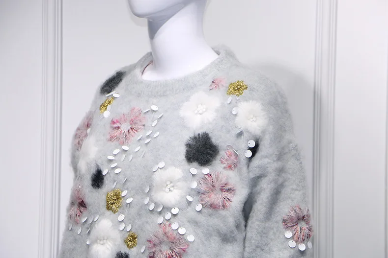 Star Wu Jinyan Said The Same High-end Grey Sweet Loose Heavy Industry Flowers Horse Hair Sequins Decorative Sweater Coat 2019 Star Wu Jinyan Said The Same High-end Grey Sweet Loose Heavy Industry Flowers Horse Hair Sequins Decorative Sweater Coat 2019
