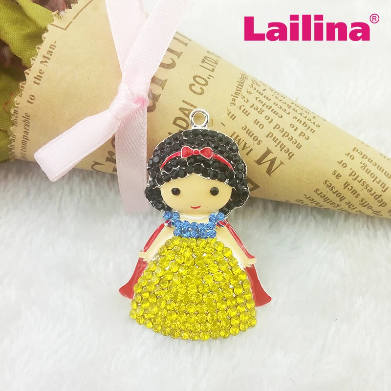 

Дешевые высокого качества по индивидуальному заказу, снежно-белый наряд в стиле «принцесс ювелирные изделия Стразы Подвеска принцессы для ожерелье/браслеты с подвесками