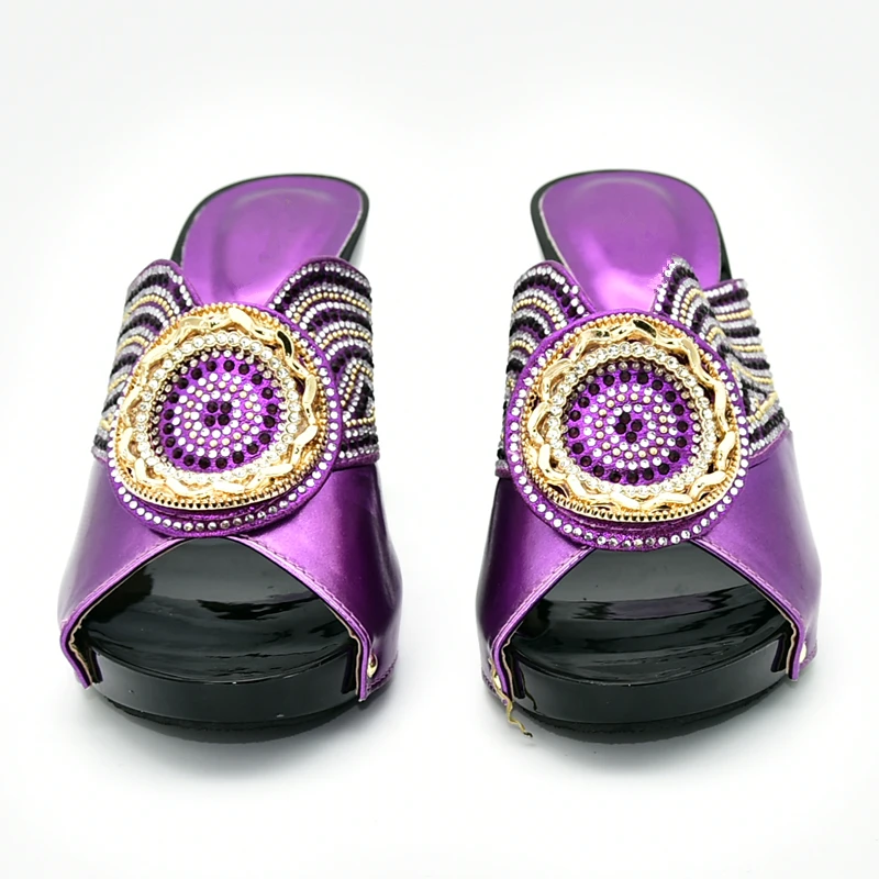 Новая модная обувь больших размеров женская модная обувь на каблуке г. Женская обувь вечерние туфли-лодочки без застежки со стразами на высоком каблуке