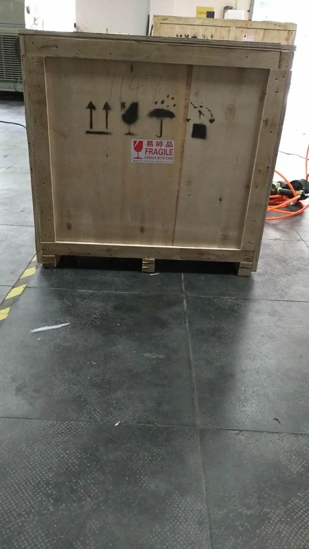 standard export wooden box