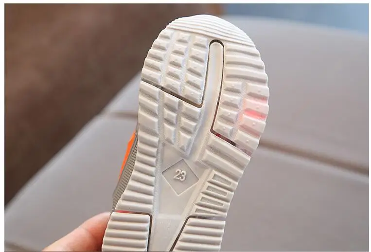 kids led shoes (75)