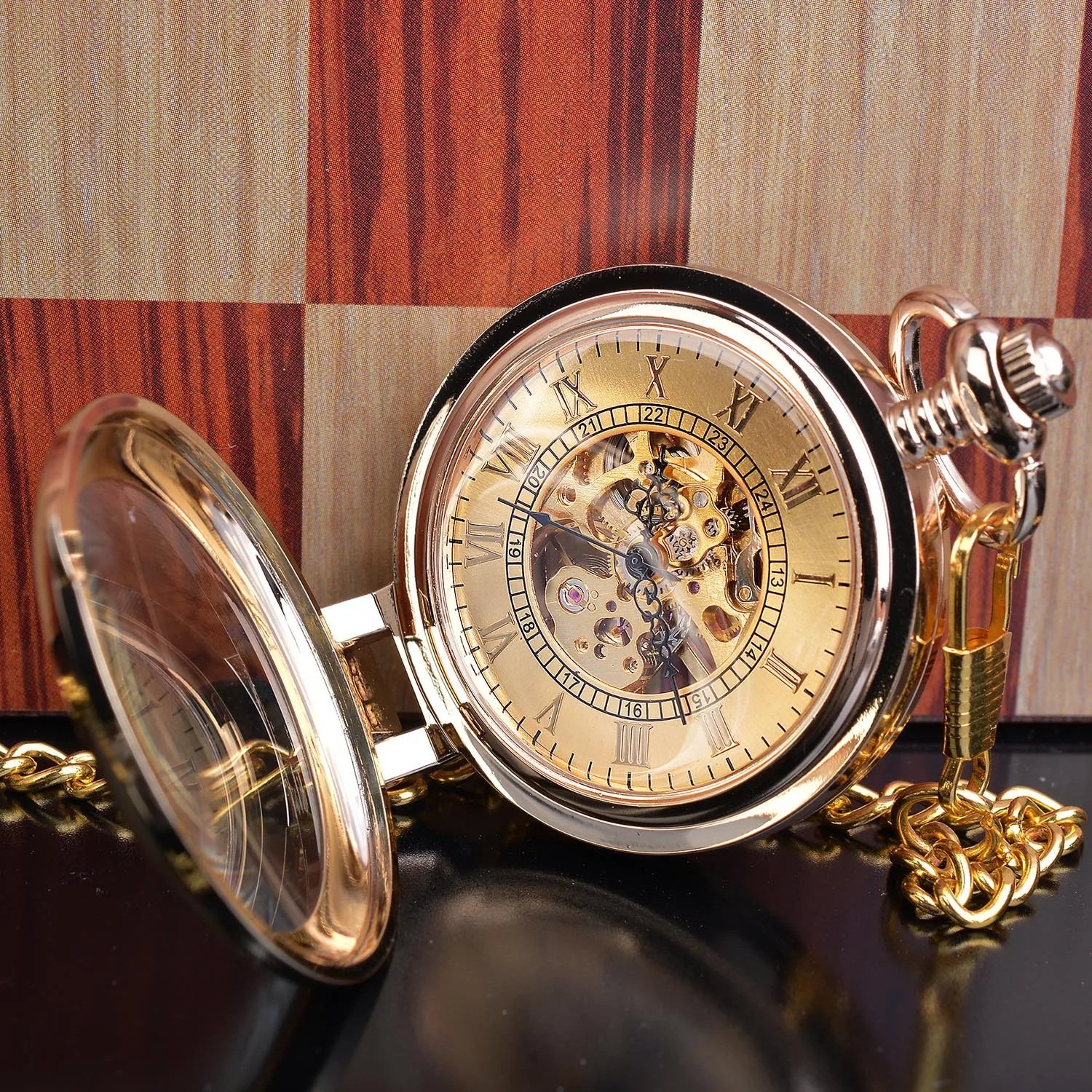 Hot Sale Retro Skeleton Transparent Case Pocket Watch Golden Men Lady FOB Long Chain Mechanical Hand 3