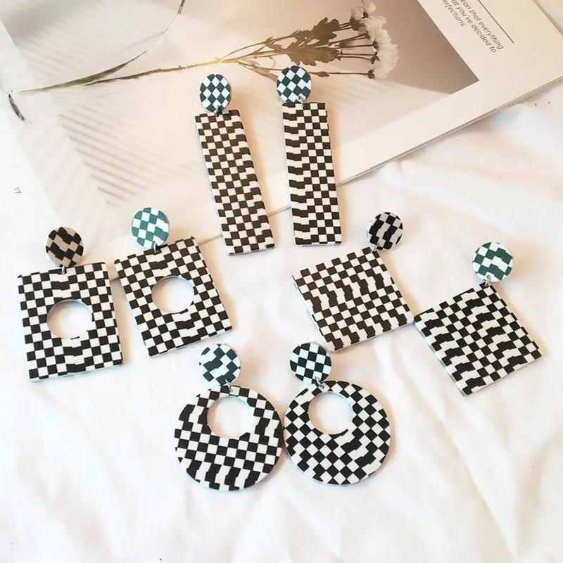 

JOUVAL Big Lattice Acrylic Geometry Drop Earrings Black White Circle Square Dangle Earring Female Brincos Fashion Women Jewelry