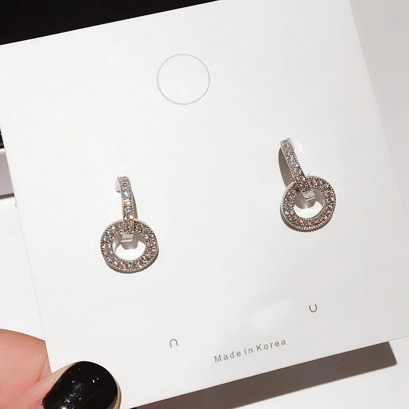 

Exquisite Round Pendant Stud Earrings Micro Paved Cubic Zircon Earrings for Women Fashion Studs Jewelry