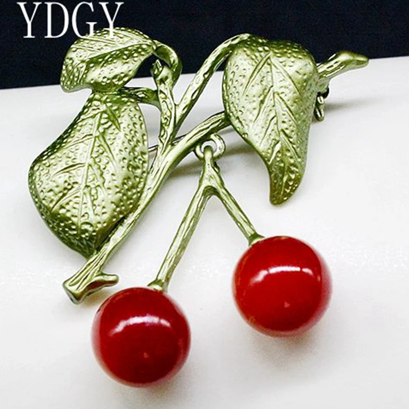

YDGY Fashionable Sweet Cherry Green Paint Leaves Antique Women's Brooch