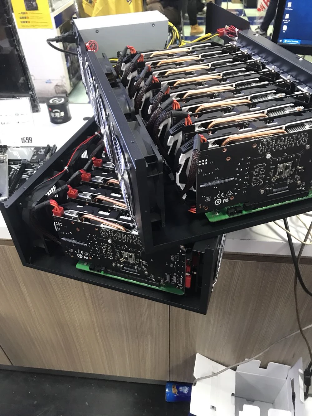 Добыча буровой станок 8 шт. сапфир RX580 г Графика карты AMD 256 бит GDDR5 1340 мГц 7000 PCI Express