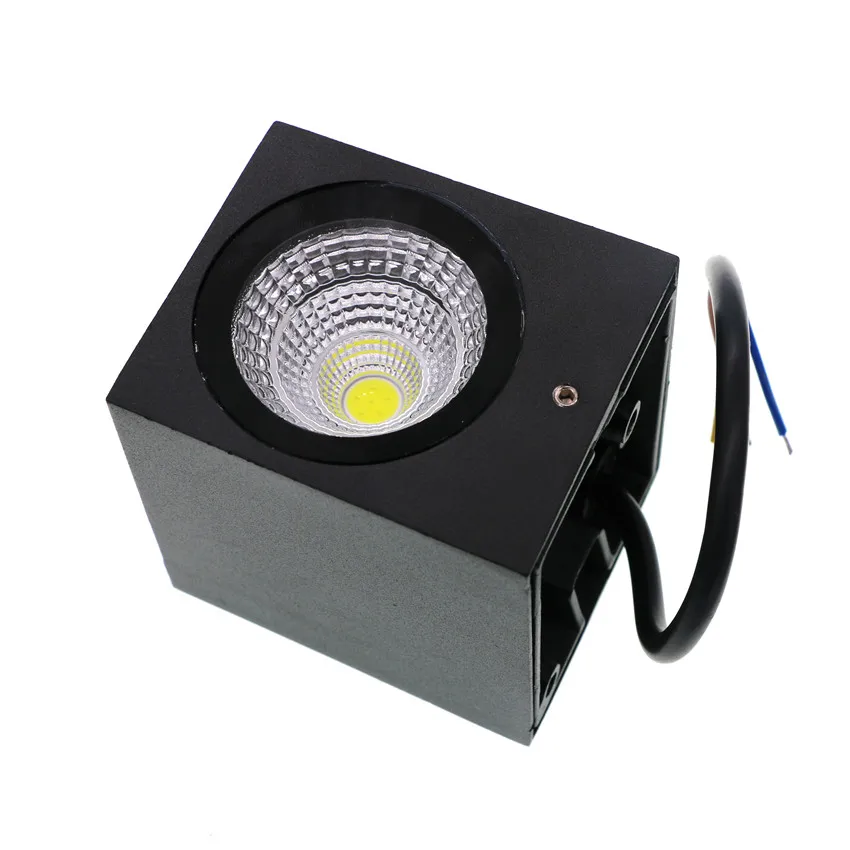 BL22 WALL LIGHTS (16)
