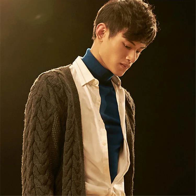 Best Price 100% hand made pure wool twisted knit men fashion solid loose Vneck cardigan sweater one&over size March 2020 Best Price 100% hand made pure wool twisted knit men fashion solid loose Vneck cardigan sweater one&over size March 2020