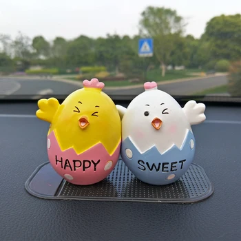 

2pcs/set Car Ornament Cartoon Happy Chicken Resin Graffiti Handmade Goods Toy Auto Dashboard Doll Accessories Decoration Gifts
