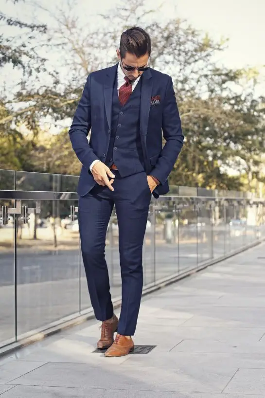 navy blue suit maroon shirt