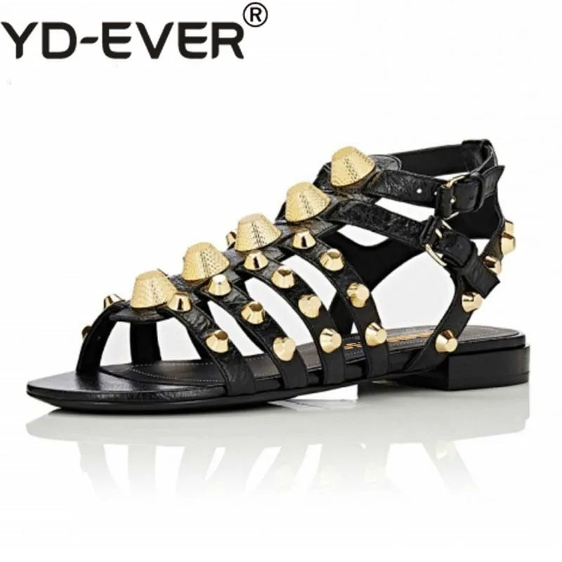 

Size 34-43 New Arrival Punk Style Rivets Sandals Women Genuine Leather Gladiator Sandals Cool Ladies Flat Shoes Woman