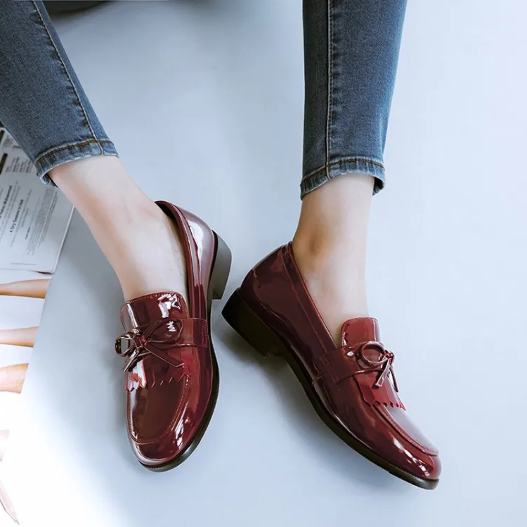 Tassel Bowknot Design Loafers Women Retro Round Toe Shoes Patent Leather Slip-on Women Oxford Causal Ladies Flats Working Shoes (3)