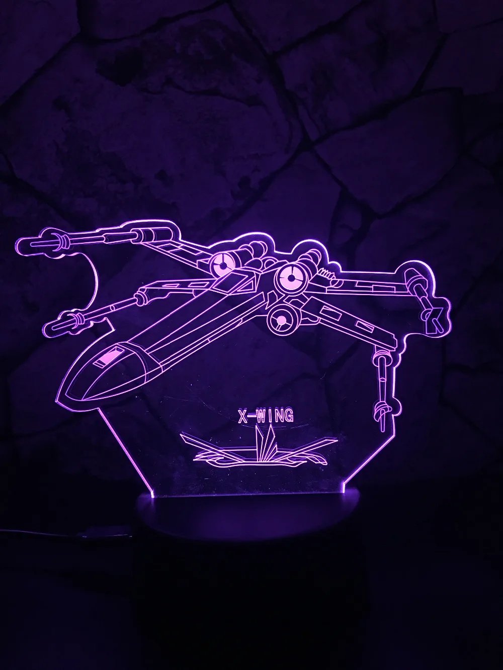 HTB16VimcdzJ8KJjSspkq6zF7VXaF.jpg_ Lampka 3D Star Wars X-Wing