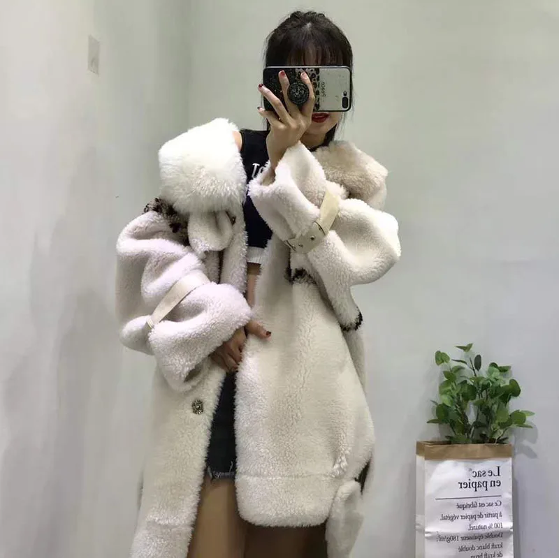 

2019 New Women Winter Real Price Overcoat Sheep Shearing parkas Lady Warm Natural Lamb Fur Collar Plus Size faux Leather Jacket