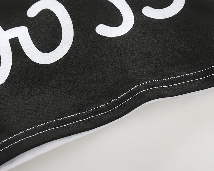 2828947455_2068599042