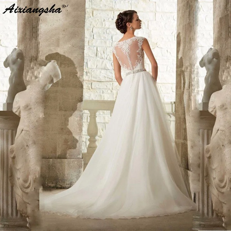 Cheap A-Line Lace Appliques Wedding Dress 2019 Vintage Plus Size Vestido de Novia with Beading Button Sash Sexy Robe De Mariage Cheap A-Line Lace Appliques Wedding Dress 2019 Vintage Plus Size Vestido de Novia with Beading Button Sash Sexy Robe De Mariage