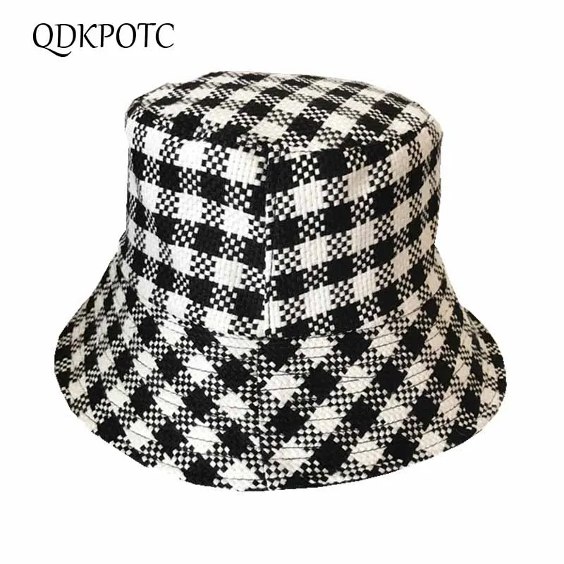 

QDKPOTC 2018 New Positive Negative Can Wear Bucket Hats Plaid Flat Bob Hat For Women Men Autumn Winter Panama Casual Sun Hat