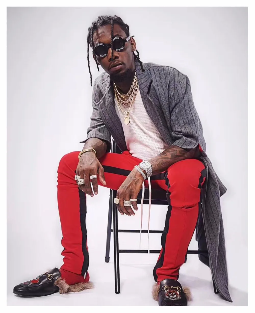 2019 year style- Hip hop photo men 90s fashion 2019 year lifestyle- Hip hop photo men 90s fashion