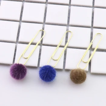 

3pcs/pack Plush Ball Kawaii Plated Metal Bookmark Clip Memo Clip Paper Clip Bookmark DIY Novelty Escolar Papelaria Gift