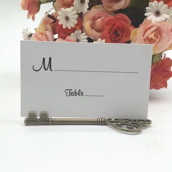 

100pcs/lot Wedding Favors Antique Bronze Skeleton Key Place Card Holder with Matching Place Card Wedding Decoration Accessory