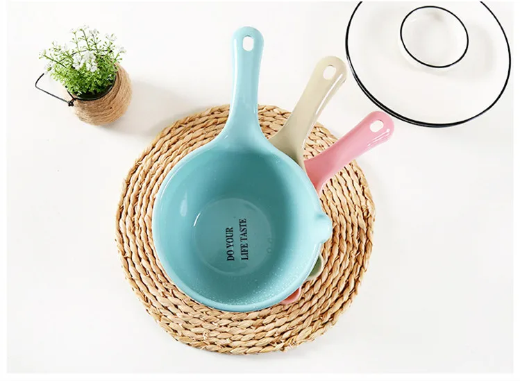 4223506935_2128044729