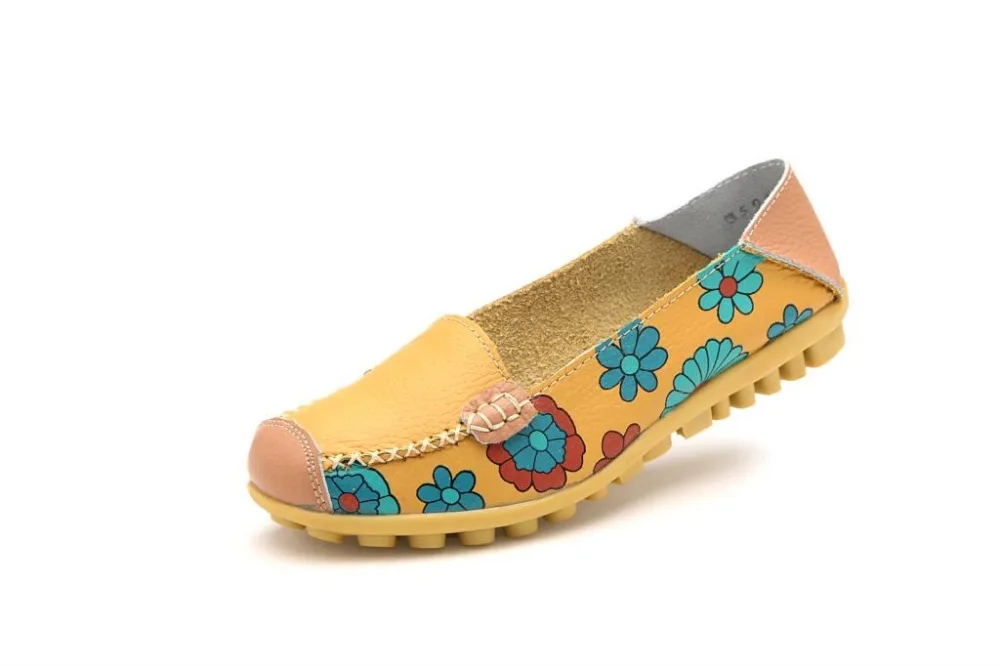 4 Color Women Casual Genuine leather Boat Comfortable Soft Gommino Flat Ventilation Fashion Printing Flat Slip