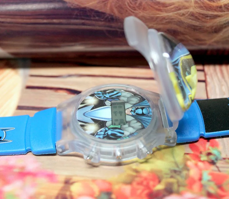 Светлая настольная силиконовая Раскладушка из мультфильма детские часы водное поло флэш-стол Бэтмен детские часы