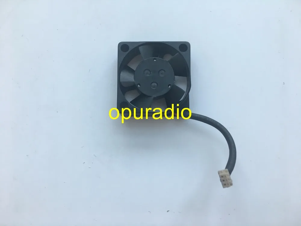Оригинальный вентилятор DC Brushless UDQFHFM02FDE DV3.3V 0.04A маленький для Lexxus ЖК экран