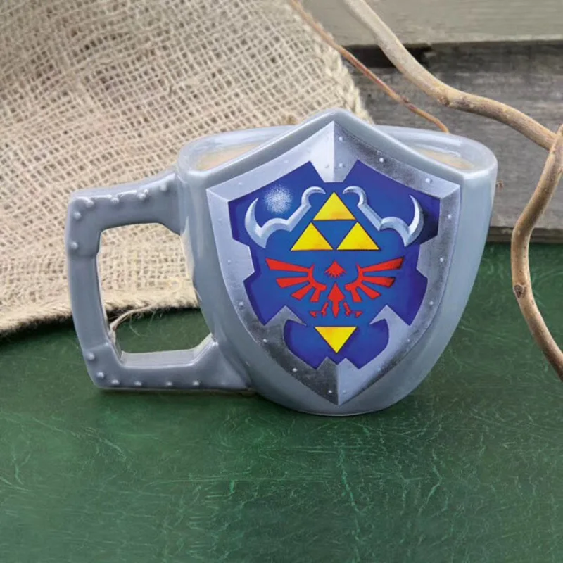 

Anime Zelda Legend of Zelda Link Hylian Shield 3D Mug Cup Coffee Tea Bottle Creative Party Gifts Cosplay