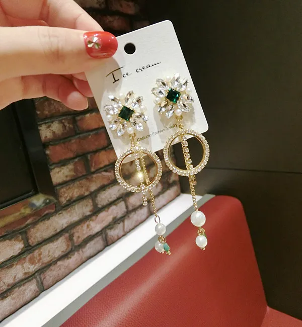 

baroque charm Korean fashion earrings replica Cuban Locke drilled star ring earrings long pearl statement earrings