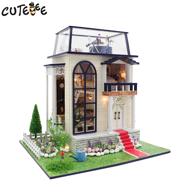 cute bee doll house