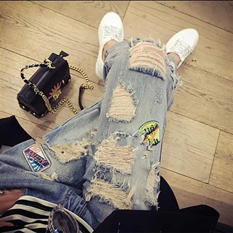 

Hip Pop Embroidered Jeans For Women Elastic Flower Jeans Female Pencil DenimPipped Pants Little flower Pattern Pantalon Femme