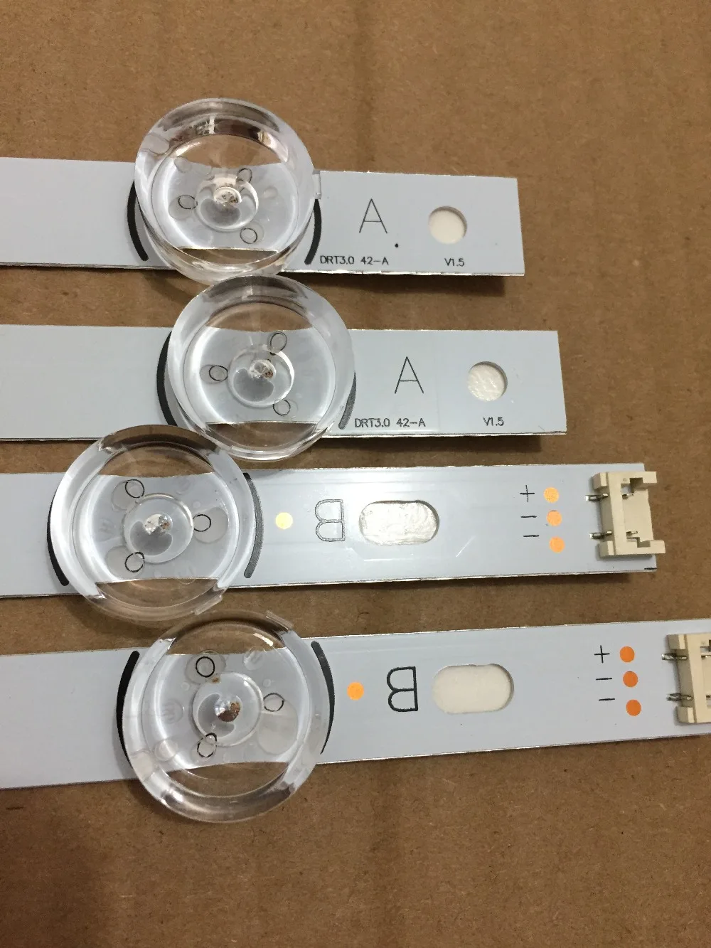 

100% NEW 4 PCS(2*A,2*B) LED strips for LG INNOTEK DRT 3.0 42"-A/B Type 6916L 1709B 1710B 1957E 1956E 6916L-1956A 6916L-1957A