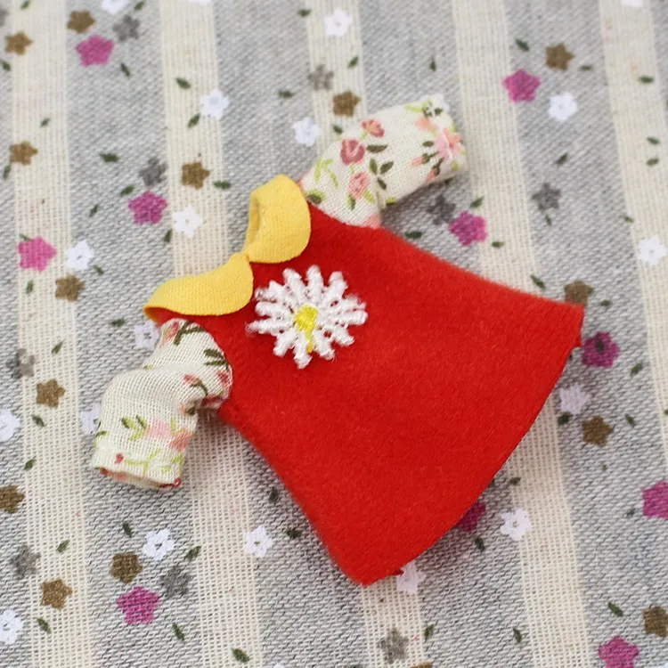 Petite Blythe Doll Dress 5