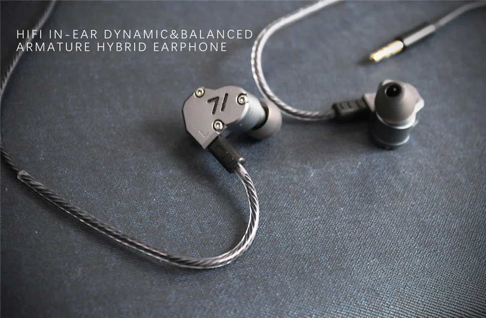 Revonext_QT2_2DD+1BA_Hybrid_Sport_Earphone_Metal_Stereo_Music_Earbuds_Noise_Isolating_2_Pin_Fever_Heavy_Bass_Detachable_Cable_Headphones (7)