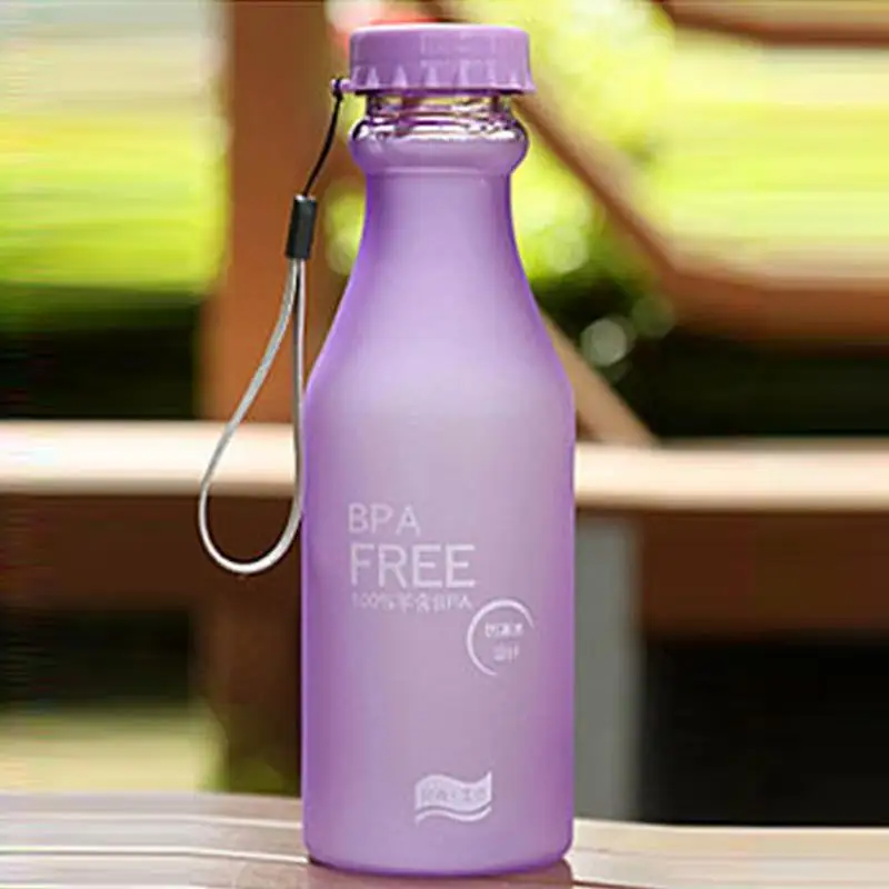 Небьющиеся яркие цвета, матовый герметичный пластиковый чайник 550 мл, портативная бутылка для воды для путешествий, йоги, бега, кемпинга