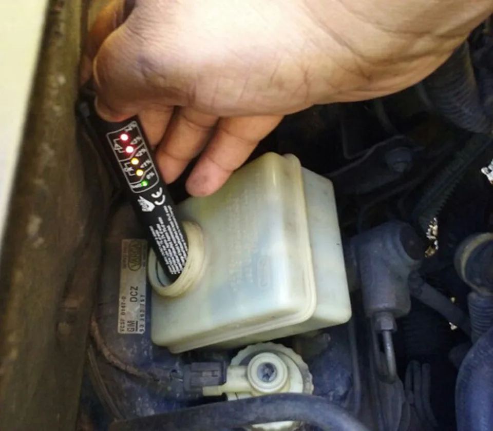 Автомобильный тестер тормозной жидкости, диагностические инструменты для автомобиля, 5 светодиодов, инструменты для тестирования тормозной жидкости