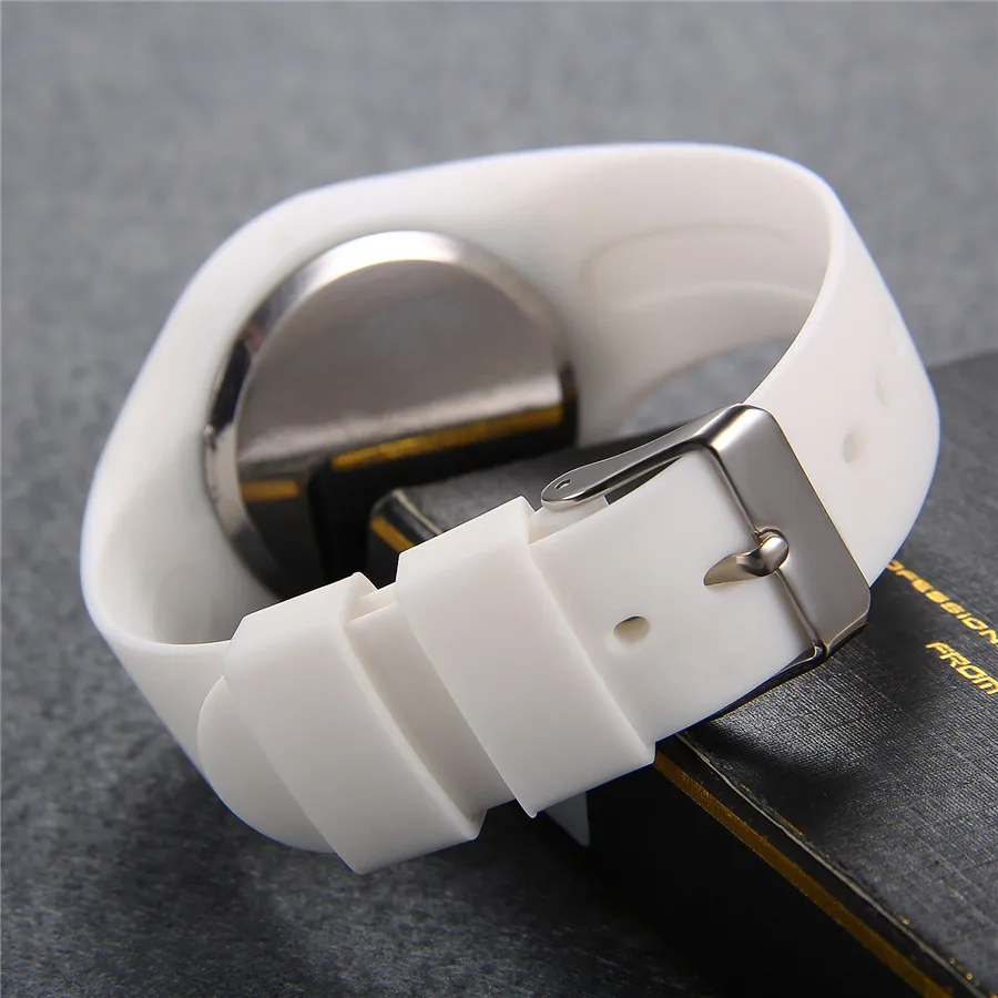 lc50378-white_6