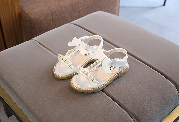 2019 новые летние детские сандалии для девочек из искусственной кожи с бантом и жемчугом модная детская обувь босоножки для девочек-принцесс